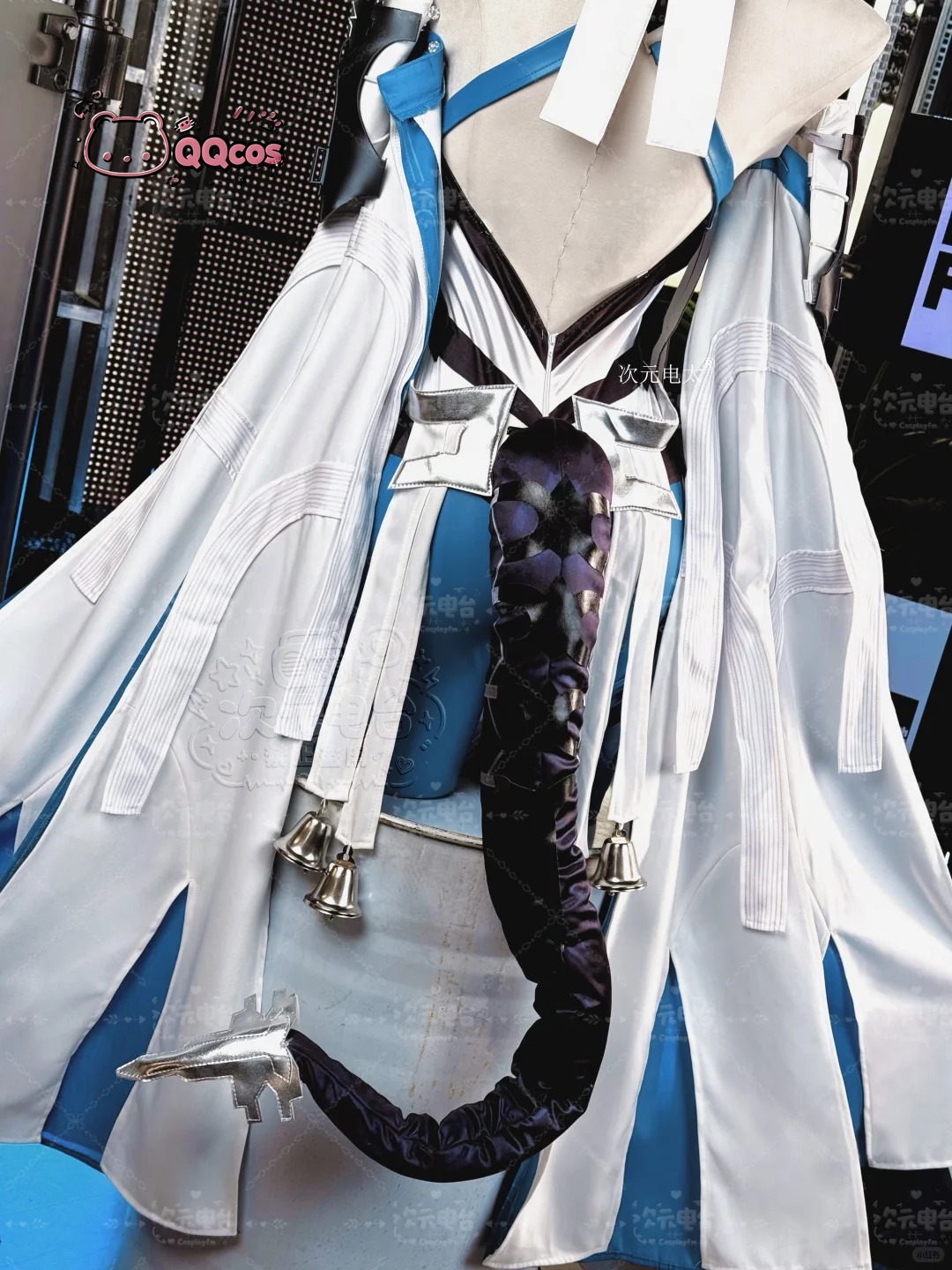 ラスト・ライト コスプレ衣装 ゲームコスプレシリーズ：アーク - Anime Cosplay Dress のレビューと価格